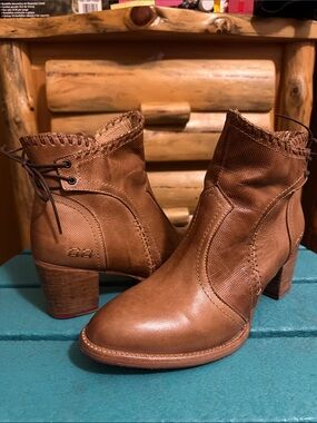 Bed Stu Women's Cognac Leather Ankle Booties with Stitched Detail